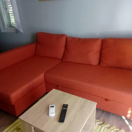 Mendula * Pakoštane