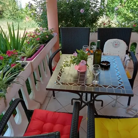 Apartment Mendula *